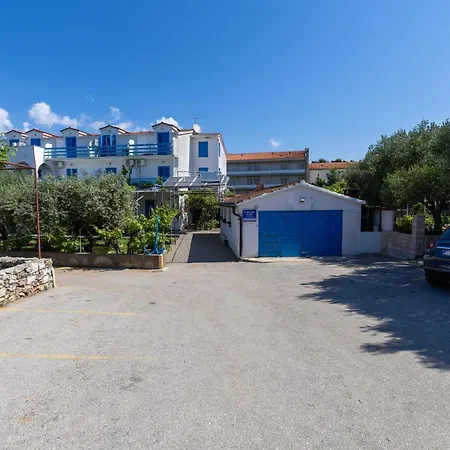 Apartment Studio 6852a Sućuraj